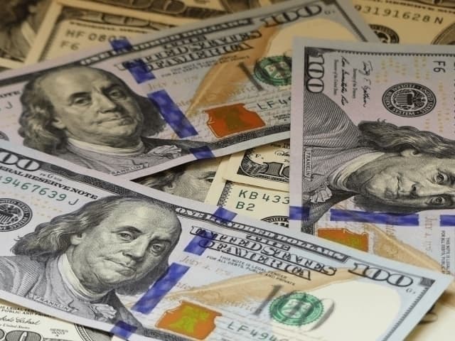 Azərbaycanın xarici ticarət dövriyyəsi 43,2 milyard dolları ötüb