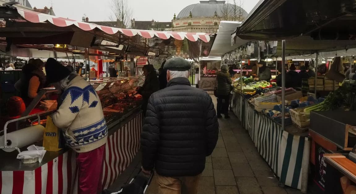 İtaliyada inflyasiya il yarımda ilk dəfə mart ayında 2%-dən yuxarı qalxıb