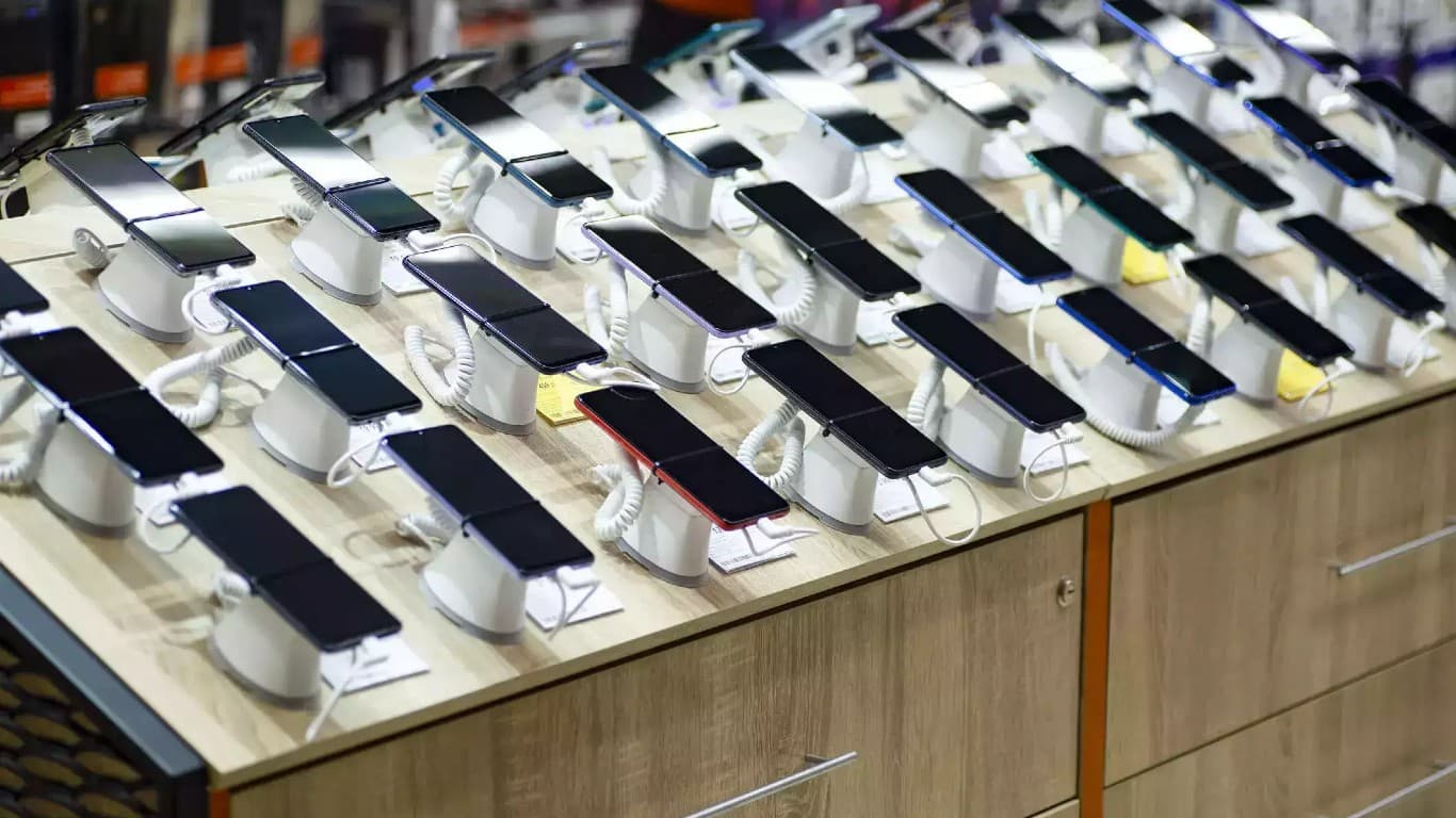 Vyetnamdan Azərbaycana smartfon idxalı azalıb