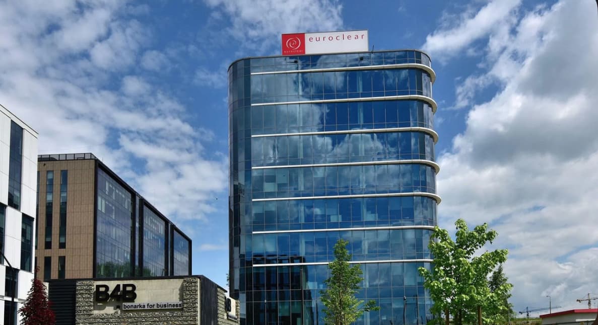 Müraciət Euroclear-dan MKB-nin lehinə 125 milyon dollar, 6 milyon avro və 108 min funt sterlinq geri alınmasını dəstəklədi