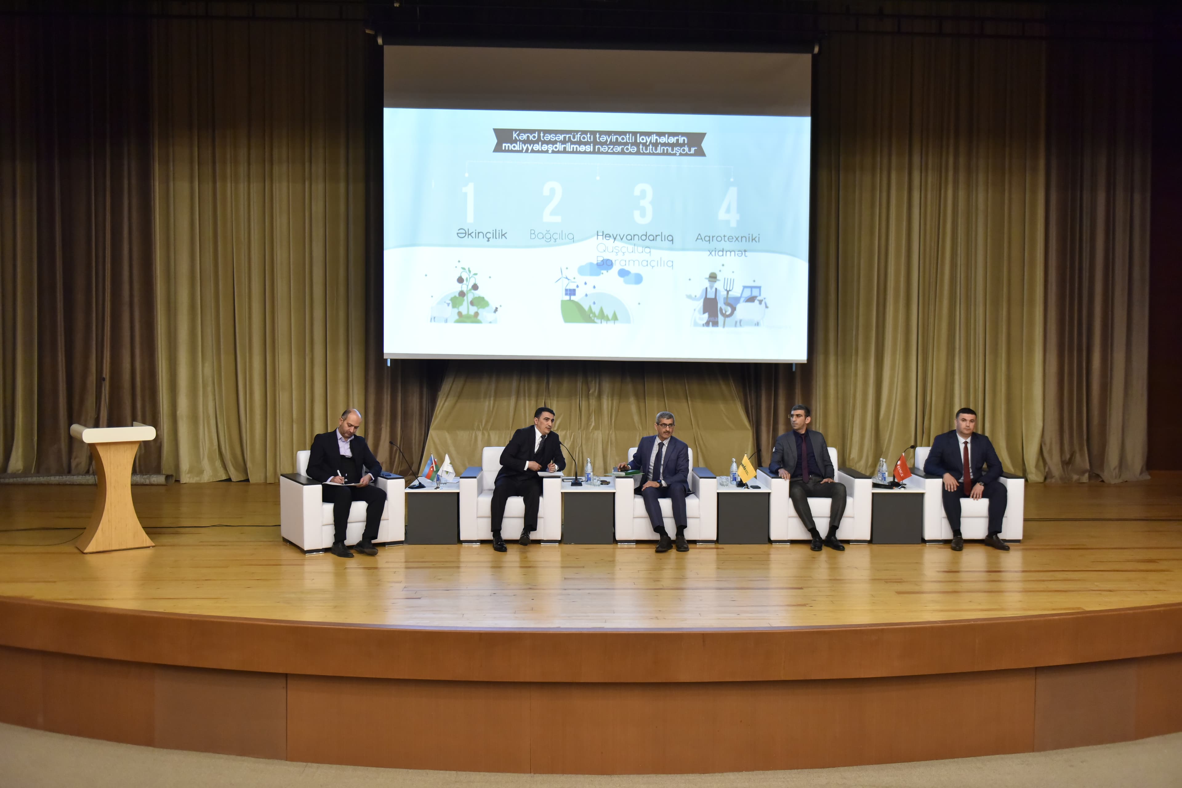 Dövlət və özəl sektorun maliyyə qurumları bu dəfə Ağdaşda toplaşıb