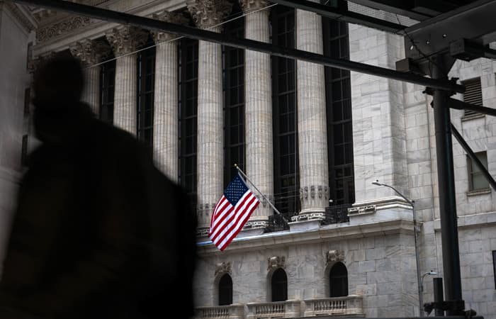 ABŞ səhmləri enir, Dow Jones və S&P 500 ardıcıl dördüncü sessiyanı mənfi ərazidə bitir