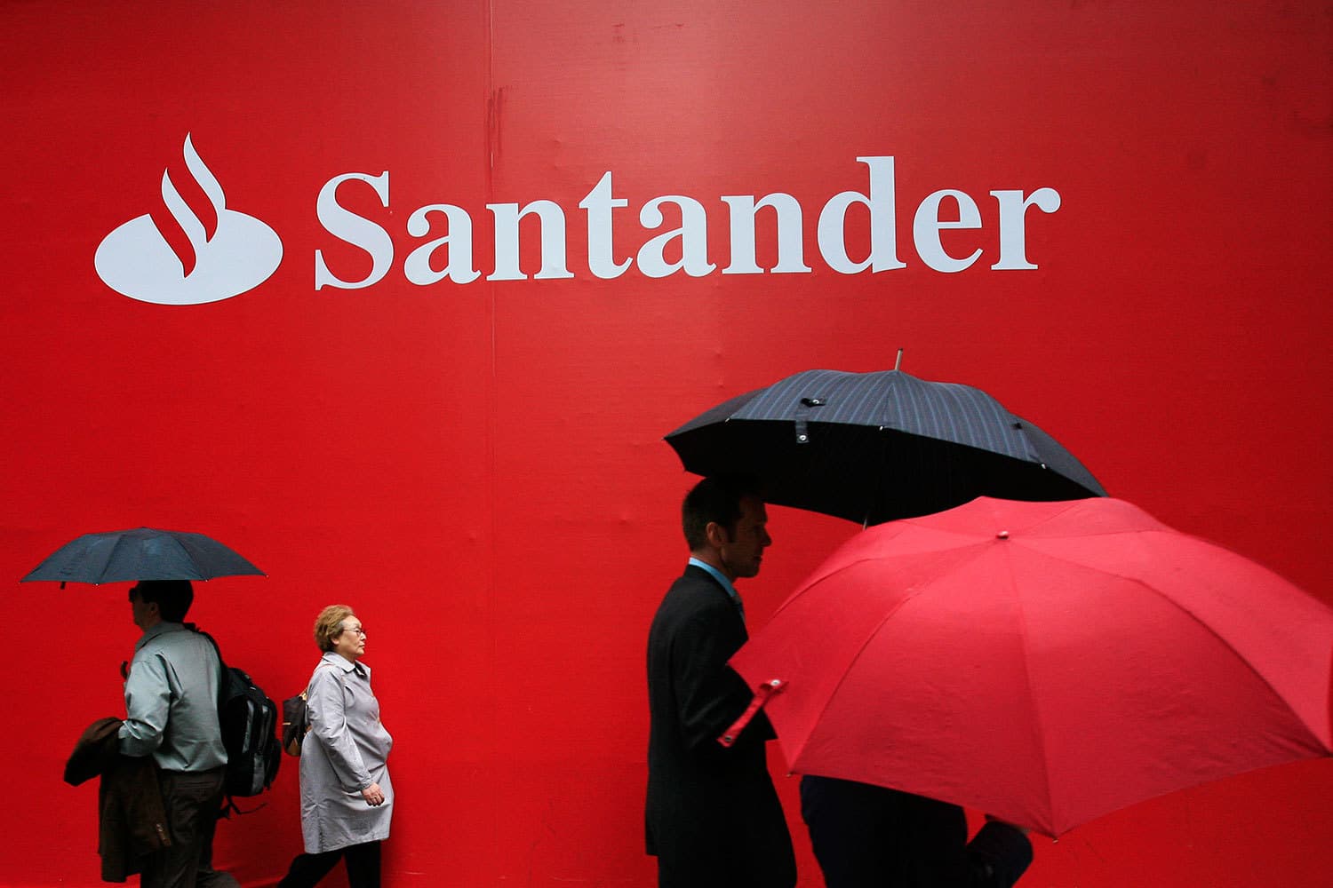 Banco Santander Continental Avropanın ən dəyərli bankı oldu