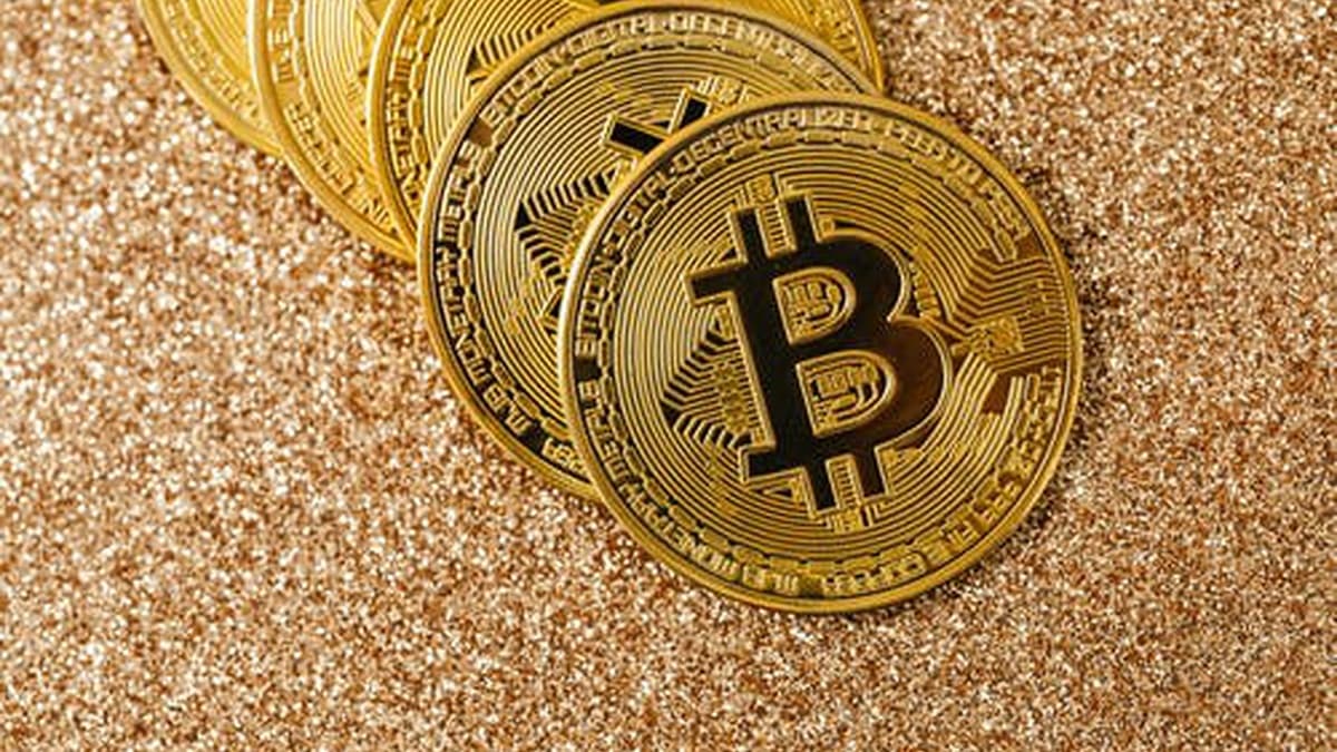 Bitcoin qiyməti 4% artaraq aprel ayının əvvəlindəki səviyyələrə qayıdır
