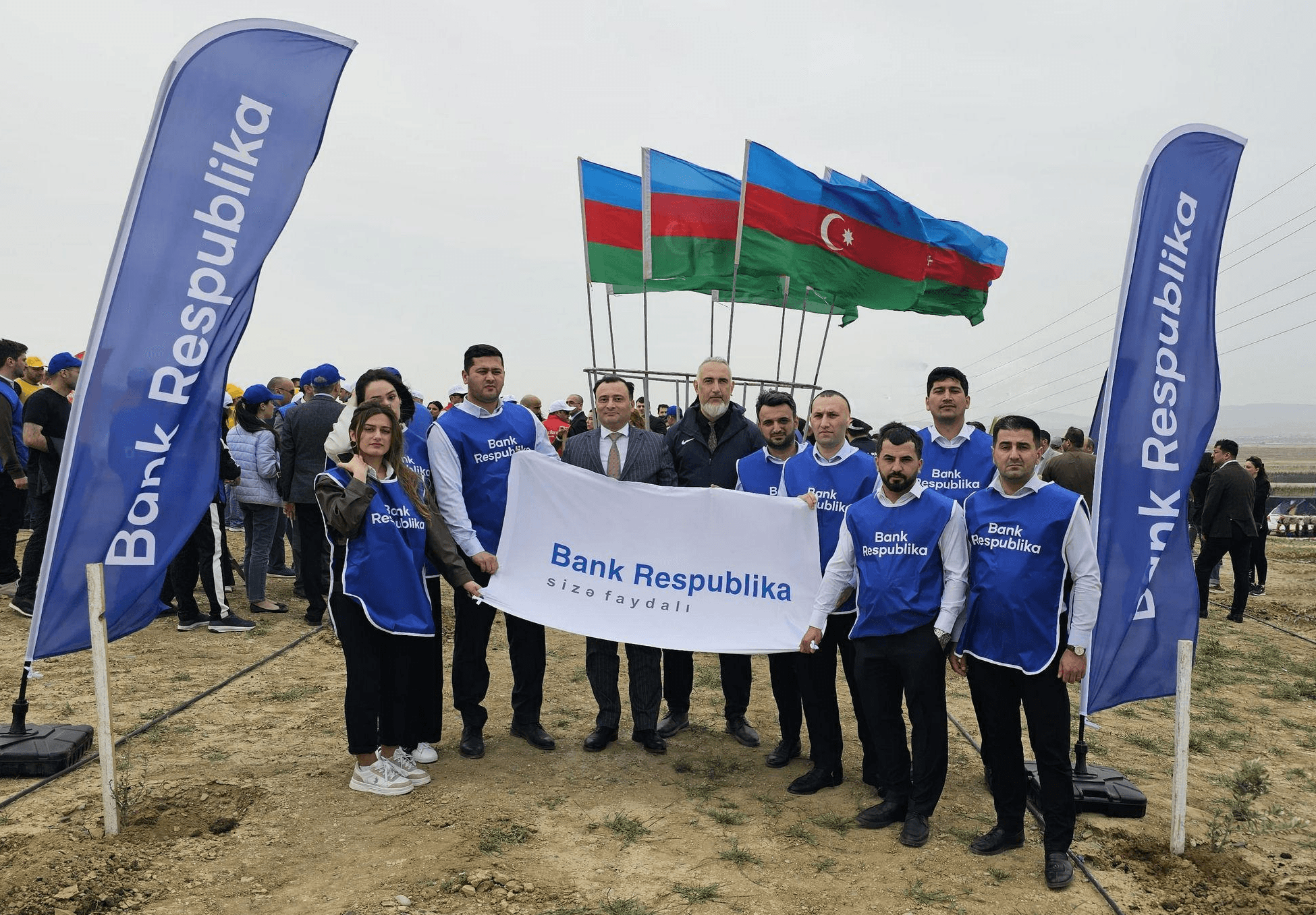 Bank Respublika rəhbərliyi və əməkdaşları ağacəkmə aksiyasında iştirak etdi