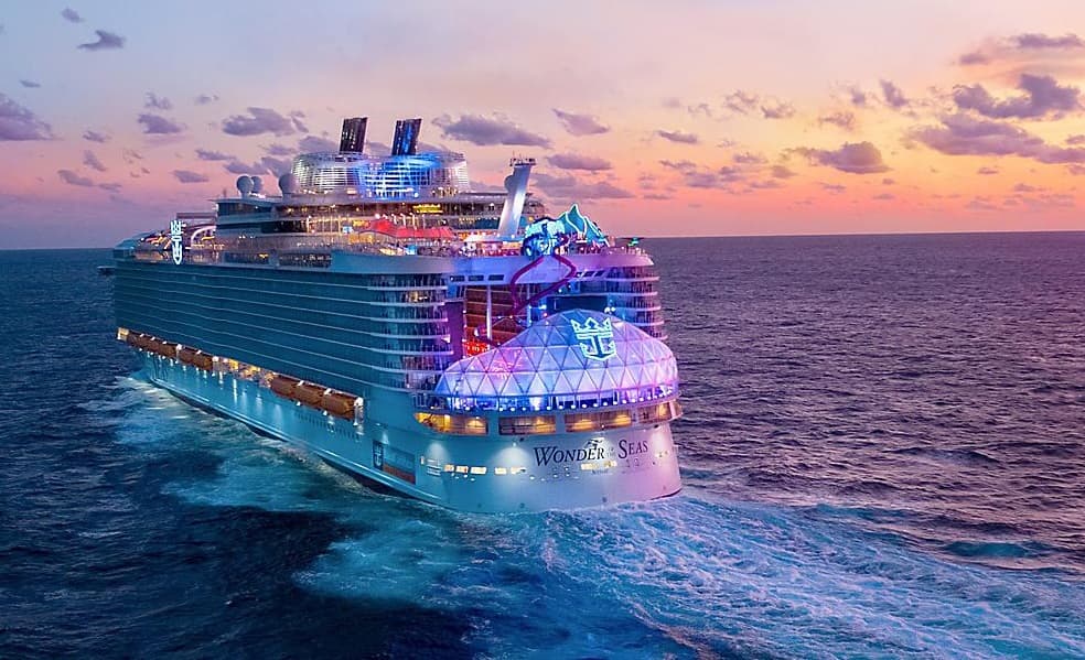 Royal Caribbean kruiz operatoru rüblük xalis mənfəəti iki dəfə artırır