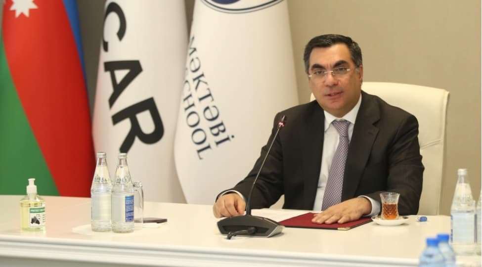 Elmar Qasımov "TEKNOFEST-2025"də iştirak edəcək tələbələrlə görüşdü