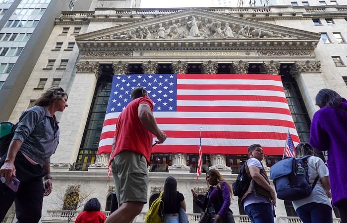 Wall Street Fed-in iclasından sonra daha yüksək bağlanır