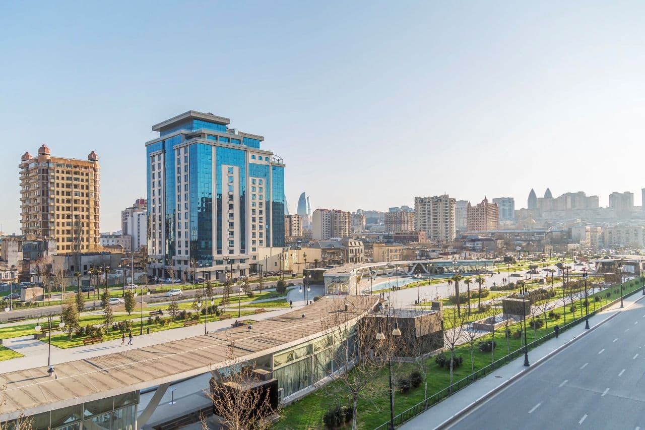 Bakı mənzil bazarında yeni və köhnə tikililər arasında fərq 23%-ə çatır