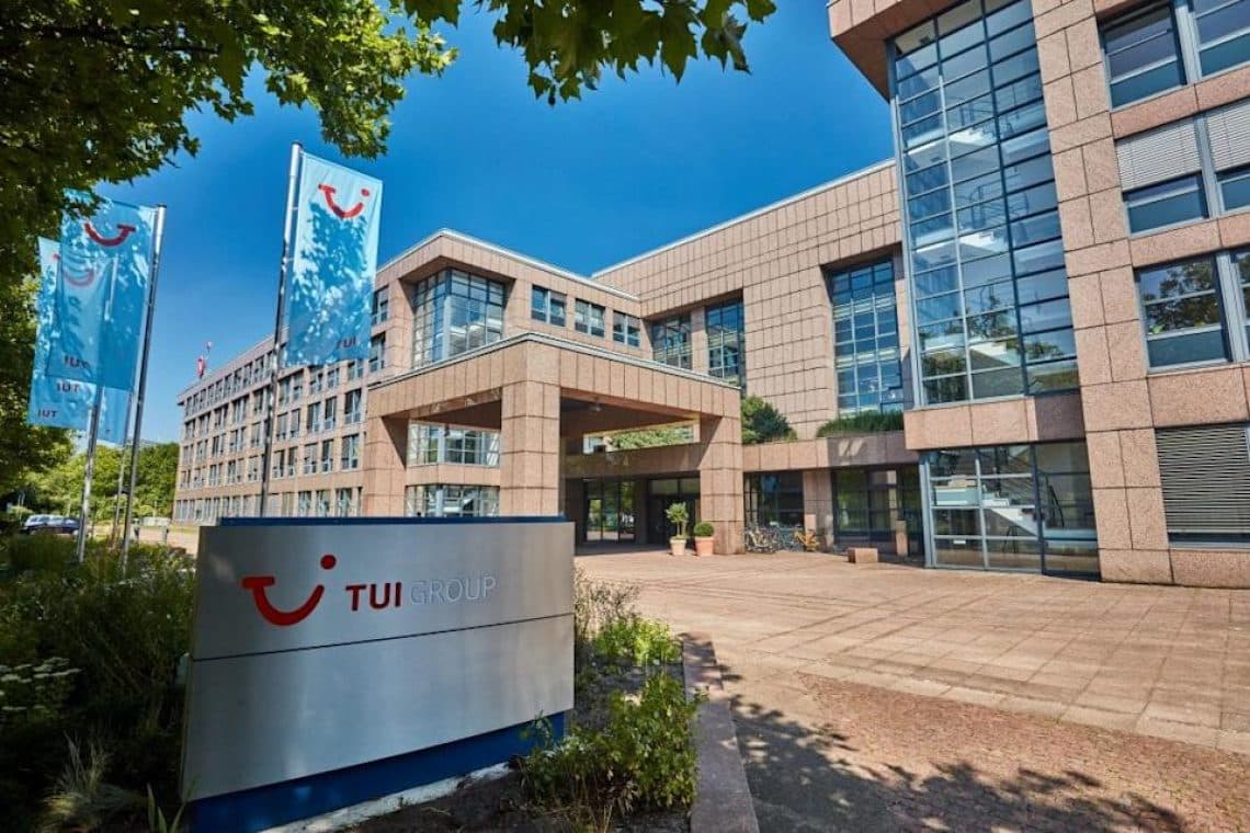 Tur operatoru TUI rüblük xalis zərərini 4% artırır