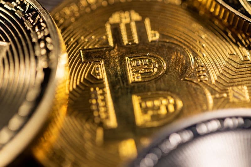 Bitcoin 104 minə yaxınlaşa bilmədi