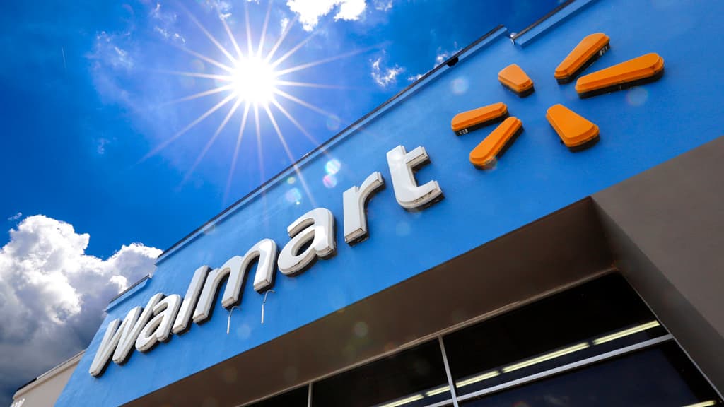 Walmart, Proqnozlara uyğun olaraq Q1 Gəlirini 2,5% artırır