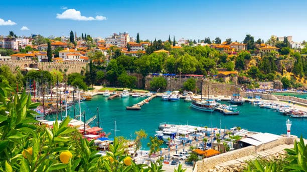 Sərfəli Antalya-Alanya turları: 4 və 5 ulduzlu otellərlə 5 gecəlik komfortlu istirahət
