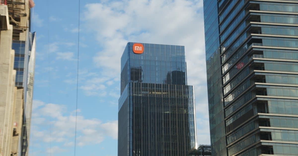 Xiaomi elmi-tədqiqat işlərinə təxminən 28 milyard dollar sərmayə qoymağı planlaşdırır