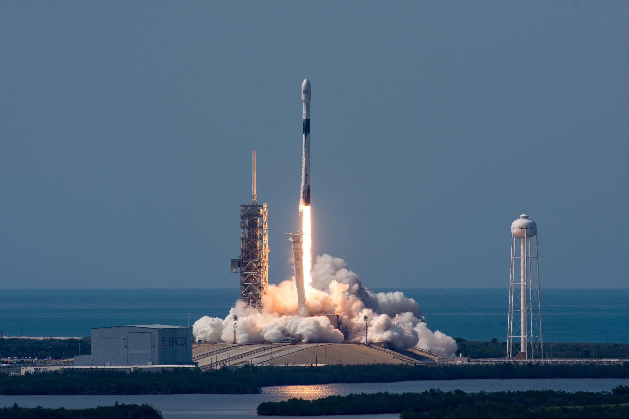 SpaceX mayın 28-də Ayda yeni raket sınağı keçirəcək
