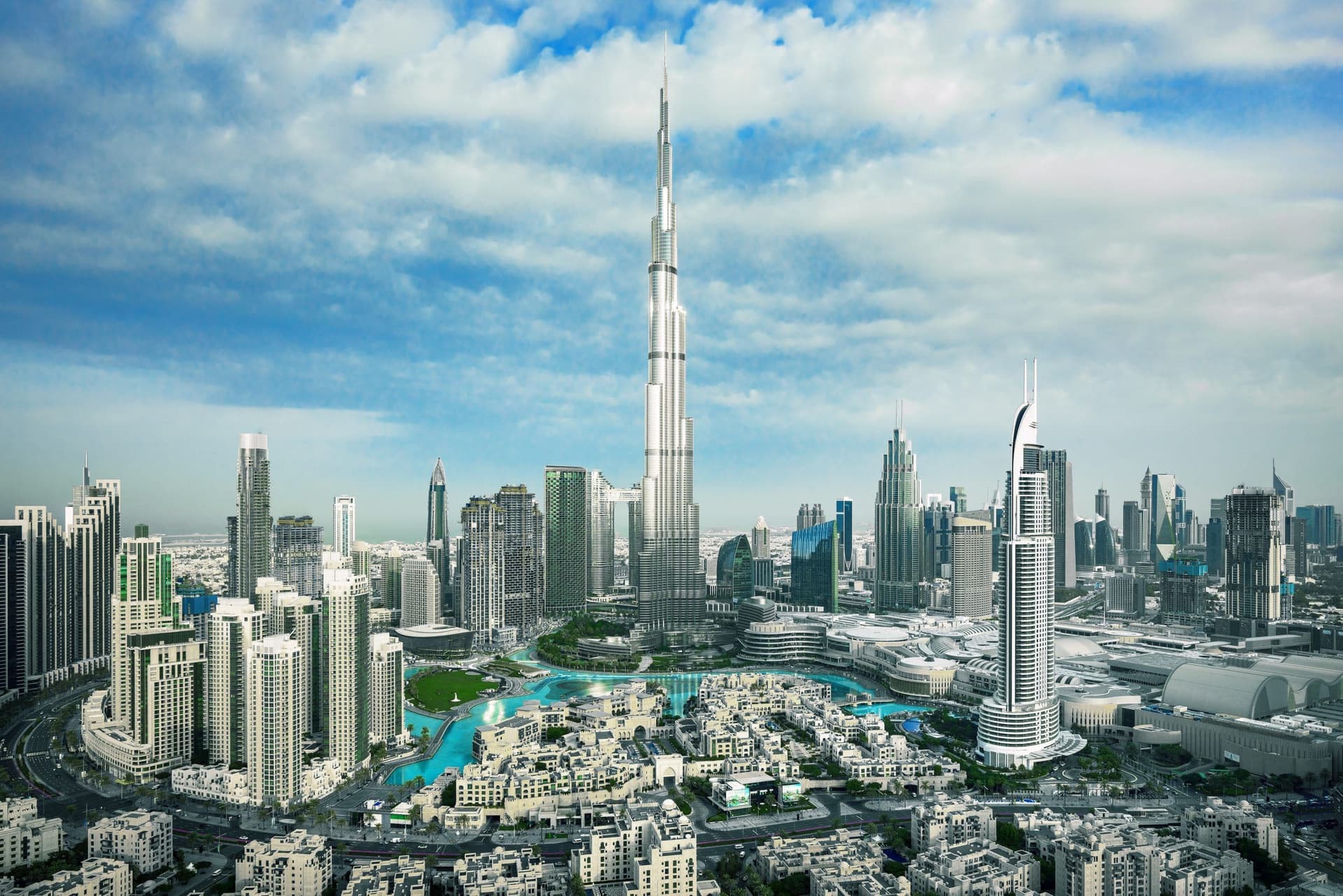 499-565 dollar arası qiymətlərlə Dubay-Abu Dabi turları təşkil olunur