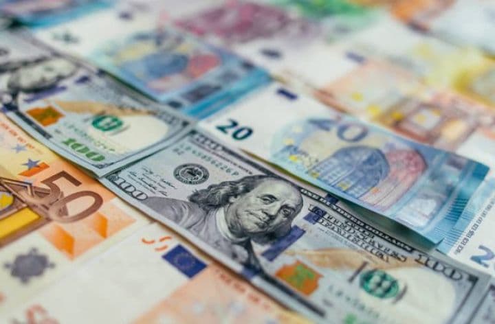 Fiziki şəxslərin əmanətlərində dollarlaşma səviyyəsi azalıb - AMB