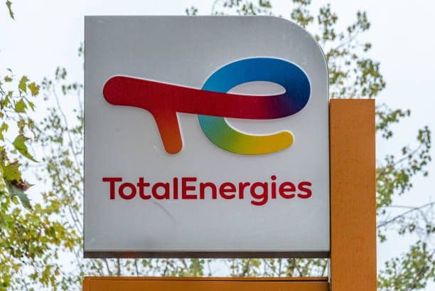 TotalEnergies Böyük Britaniya günəş və akkumulyator layihələrini satın alacaq