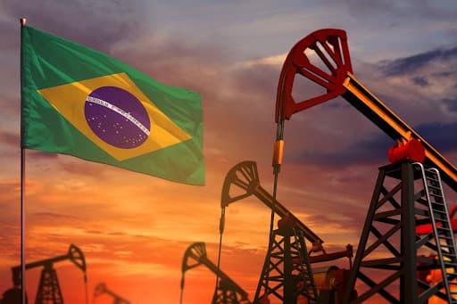 Braziliya iki il ərzində neft sənayesindən 6,2 milyard dollar istəyir