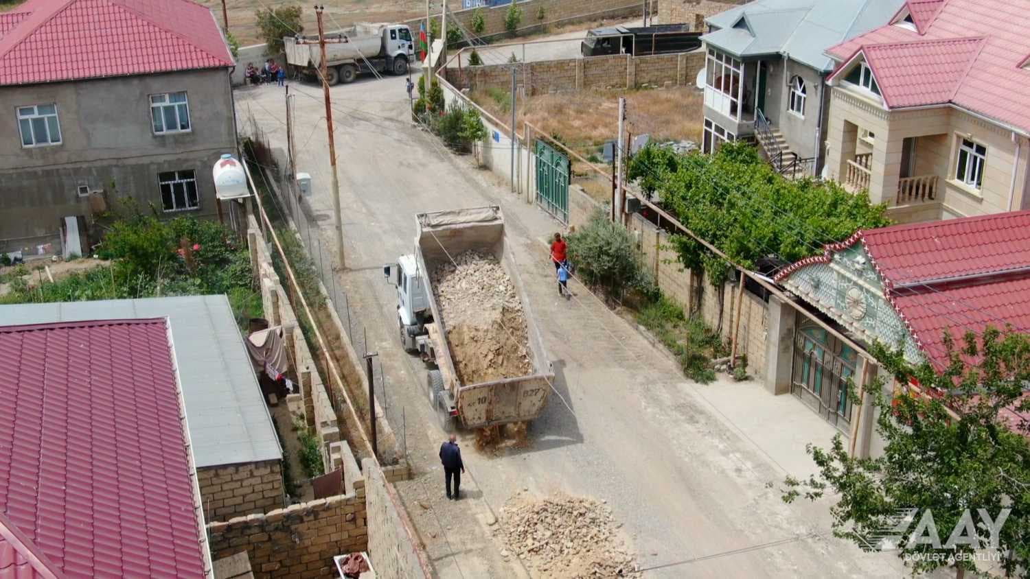 Hökməli qəsəbəsində təmir işləri aparılır
VİDEO/FOTO