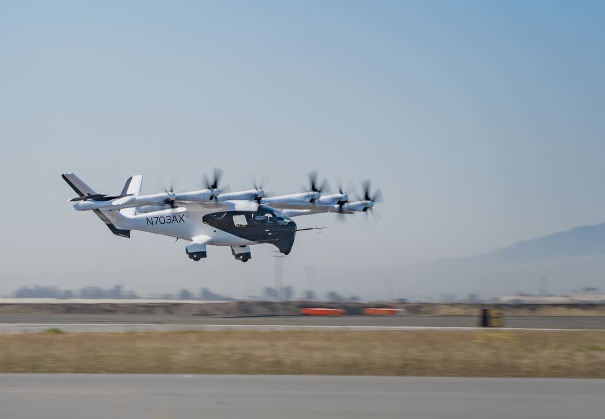 Archer Aviation ilk elektrikli hava taksisinin uçuşunu həyata keçirdi