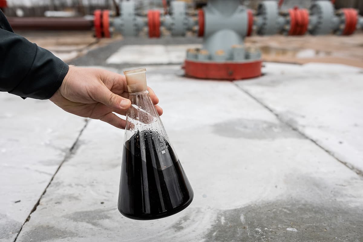 Brent markalı neftin bir barreli 64,71 dollara düşüb