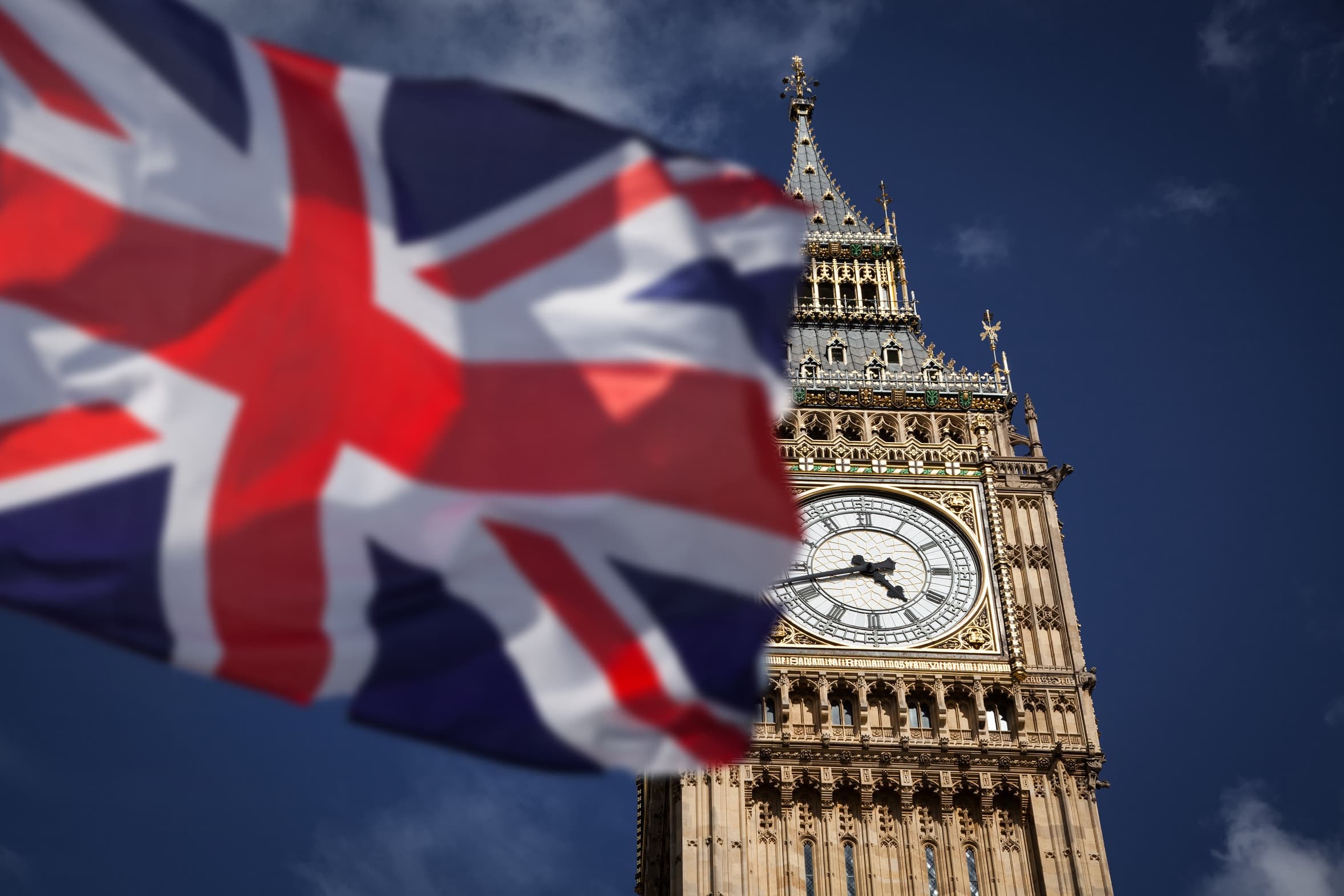 Böyük Britaniyada işsizlik 4.6%-ə qədər yüksəlib