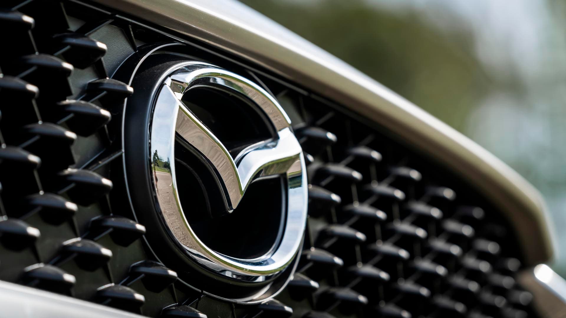 Təhlükəli qüsura görə 171 min Mazda avtomobili geri çağırıldı