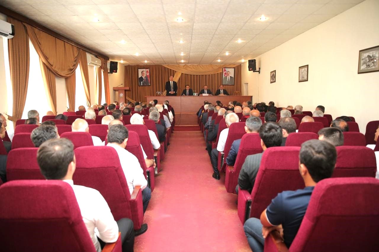 Lənkəranda respublikada taxıl biçini prosesinin mütəşəkkil təşkilinə həsr olunmuş regional müşavirə keçirilib