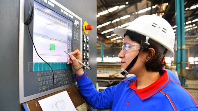 Real sektora inam ilin ən aşağı səviyyəsində