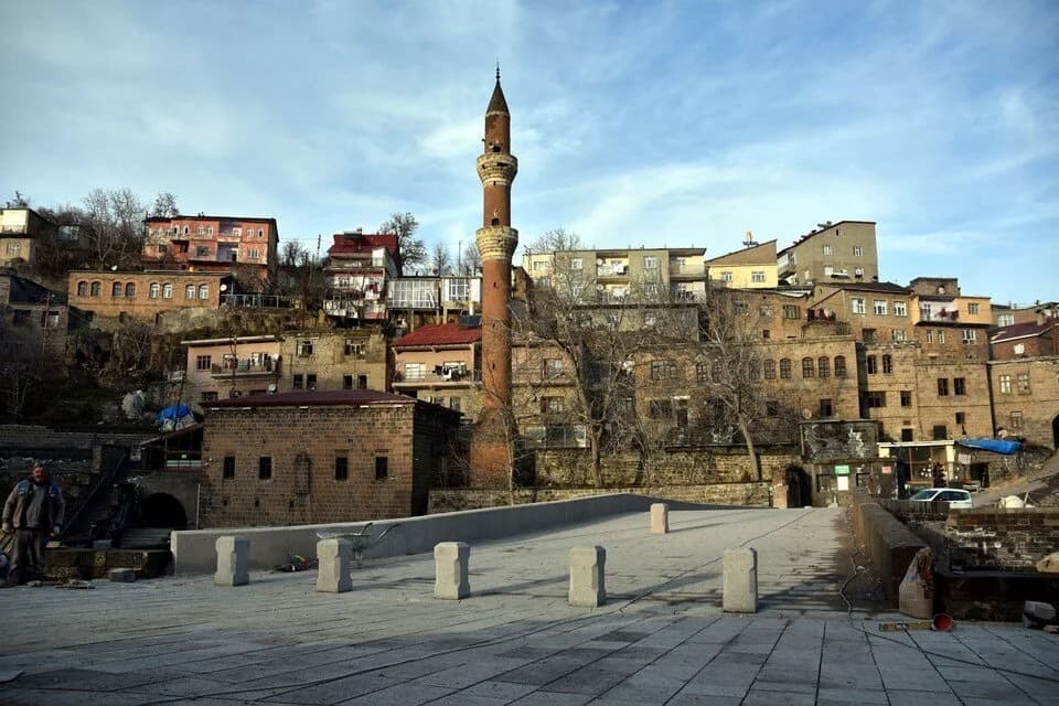 Tarixlə təbiətin qovuşduğu Anadolu incisi Bitlis