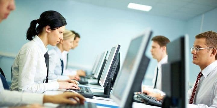 AMB: Bank sektorunun struktur göstəriciləri və işçi heyəti
