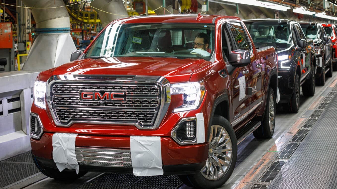 General Motors və Fordun ABŞ-da satışları ikinci rübdə artıb