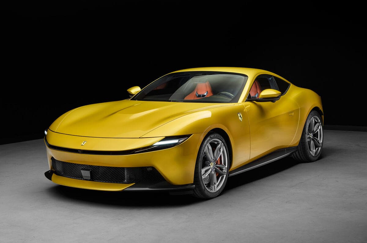 Ferrari yeni V8 mühərrikli Amalfi modelini təqdim etdi