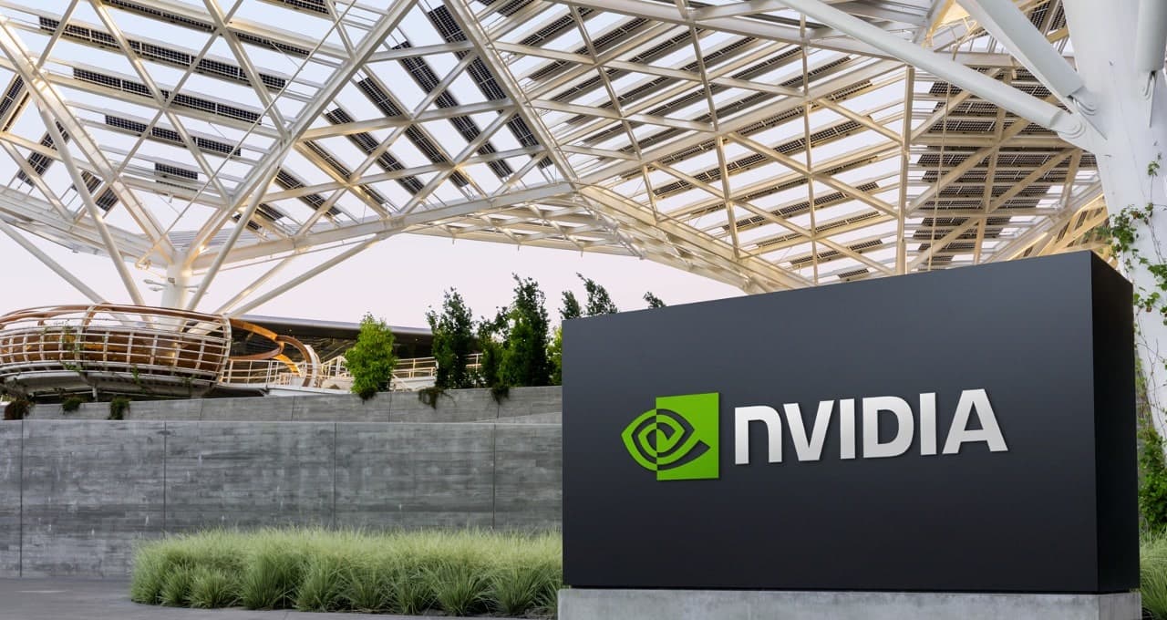 Nvidia-nın bazar dəyəri 4 trilyon dolları heçdi
