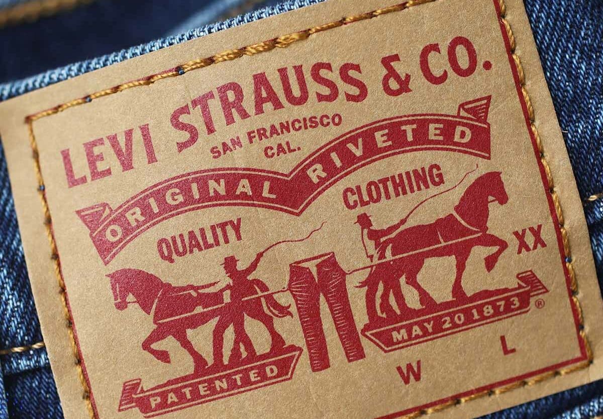 Levi Strauss gəlirlərini 6% artırdı