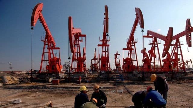 Neft tələb gözləntiləri əsasında yüksəlir