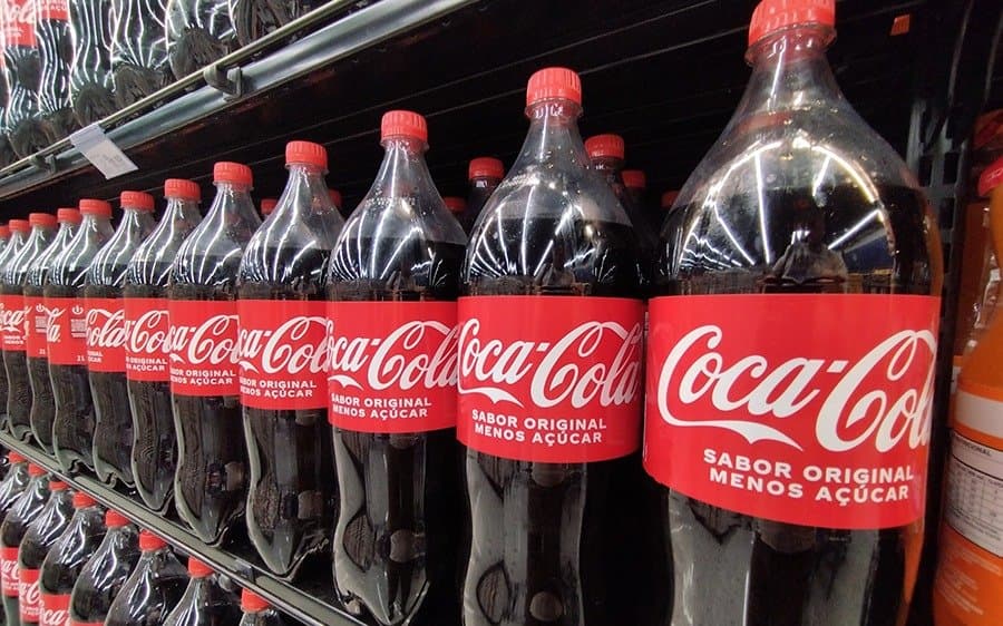 Tramp ABŞ-da Coca-Cola-nı kola reseptində qamış şəkərindən istifadə etməyə inandırıb
