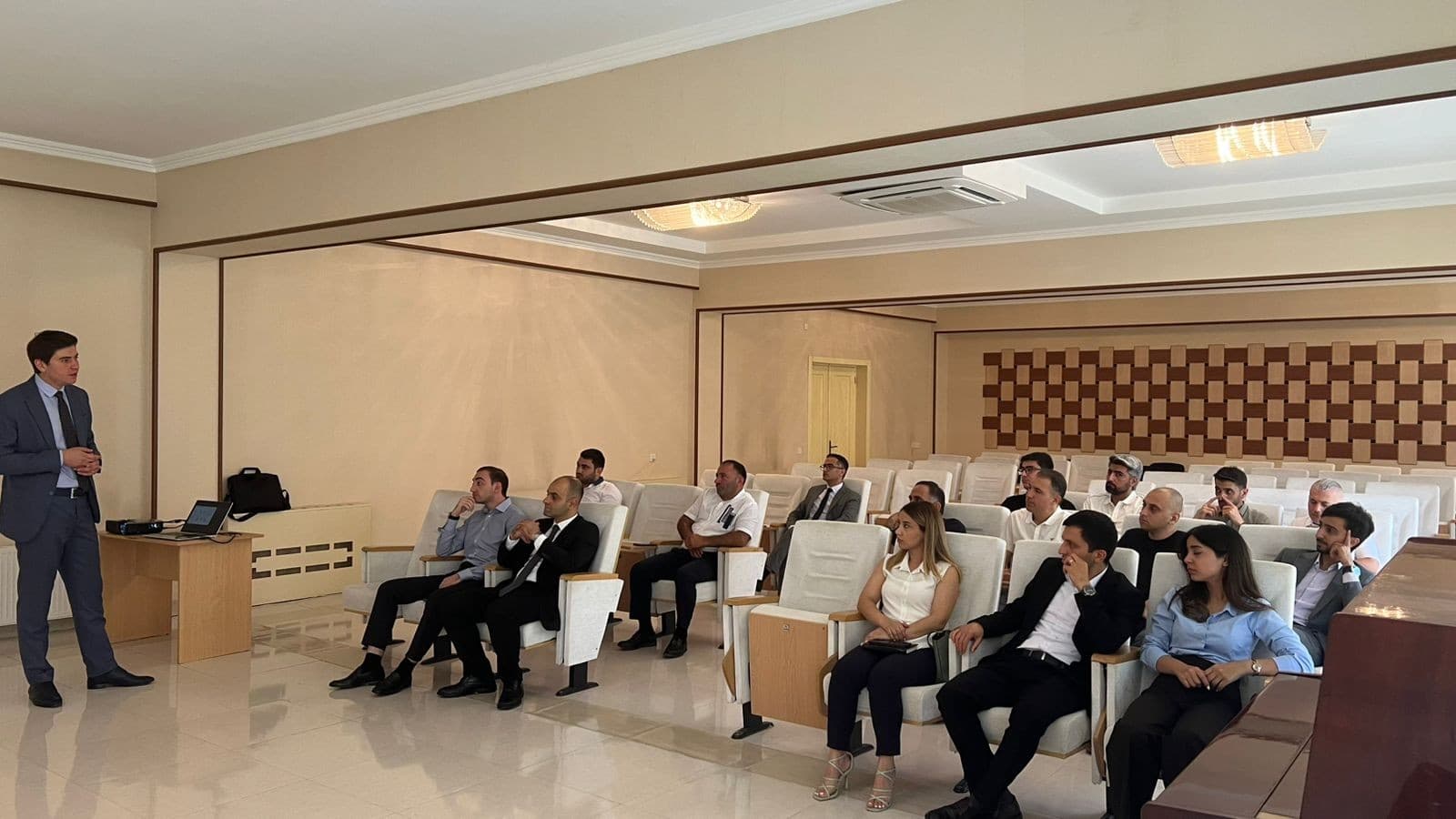 “İnvestisiya səyahəti” layihəsi çərçivəsində növbəti görüş Lənkəran şəhərində baş tutdu