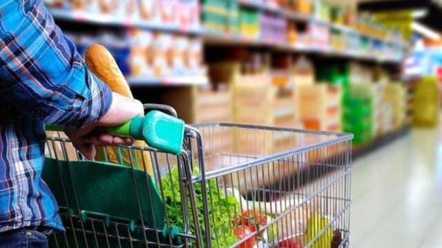 Türkiyə tələblərə cavab verməyən məhsulları bazara çıxaranlara görə 24,2 milyon lirə cərimə kəsib