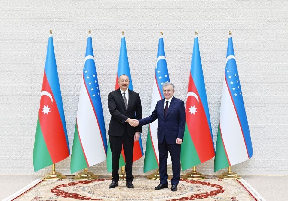 Prezident İlham Əliyev Şavkat Mirziyoyevi təbrik edib