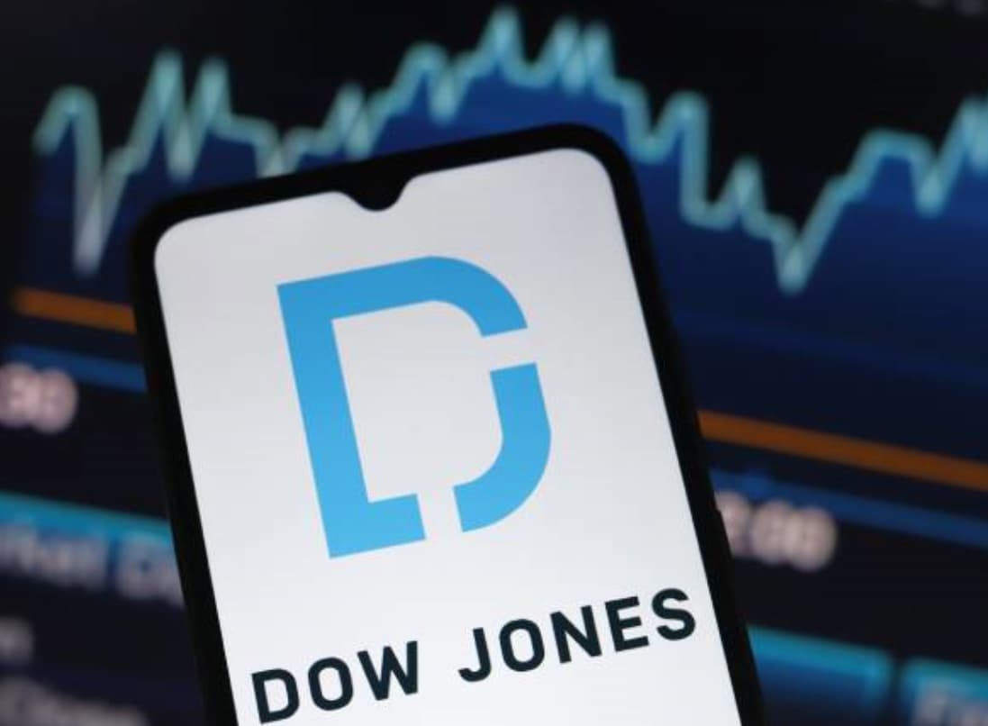 S&P 500 və Nasdaq rekordlarını yeniləyir, Dow Jones ticarəti dayandırır