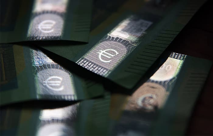 TotalEnergies CEO aşağı tələbatla polimer bazarında həddindən artıq gücü qeyd edir