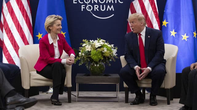 Ursula fon der Leyen və Tramp ticarət əlaqələrini müzakirə etmək üçün görüşür