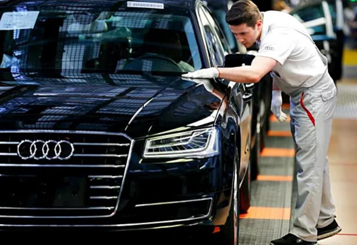 Audi yarımillik gəlirini 5,3% artırdı