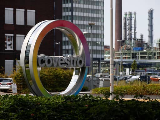 AK, ADNOC-un Covestro kimya şirkətini satın alması ilə bağlı araşdırmaya başladı