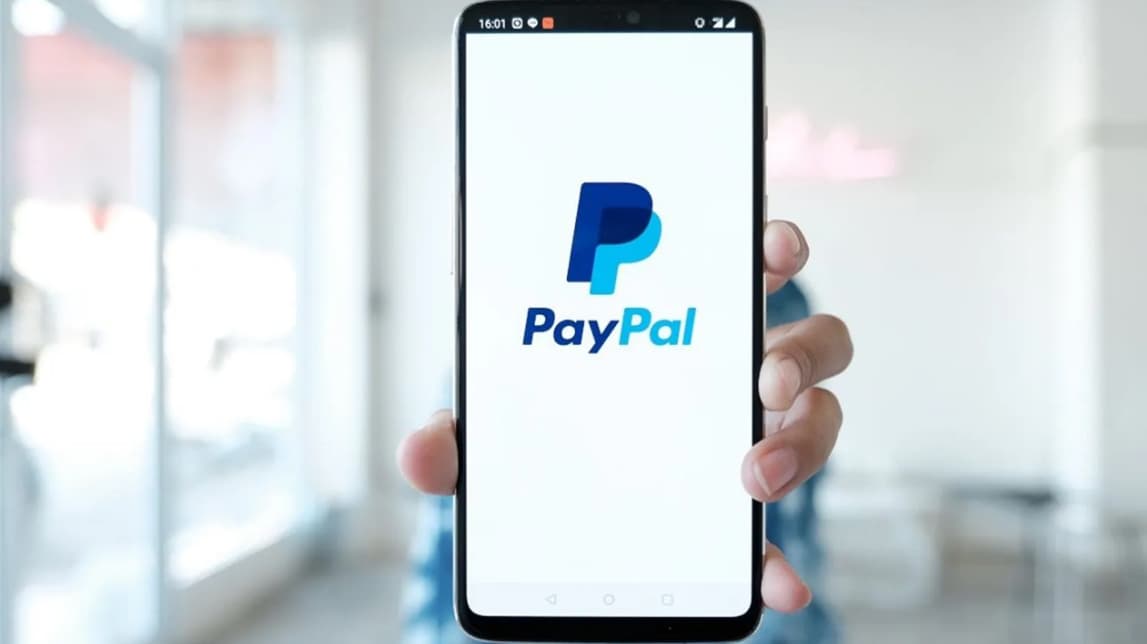 PayPal 2-ci rübdə xalis mənfəəti 12% artırır