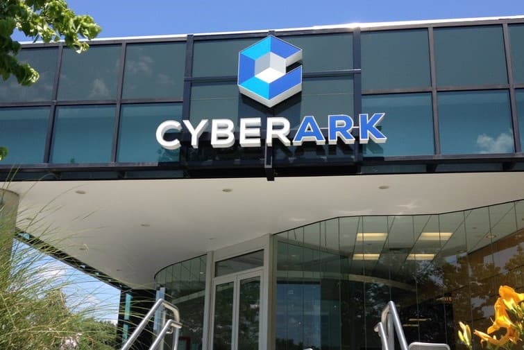 Palo Alto Networks kibertəhlükəsizlik provayderi CyberArk-ı əldə edəcək