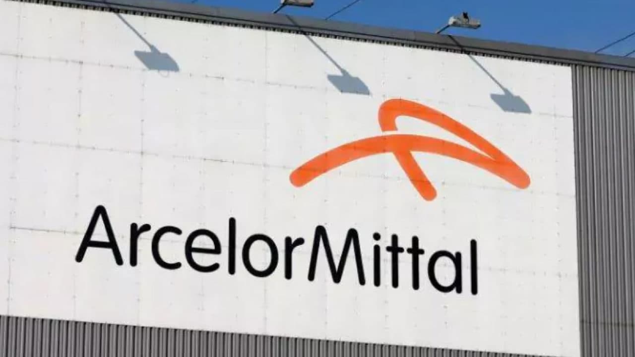 ArcelorMittal 2-ci rübdə EBITDA-nı 18% artıraraq 1,86 milyard dollara çatdırdı