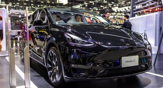 Tesla-nın Şanxay zavodundan iyul ayı tədarükləri 8,4% azalıb